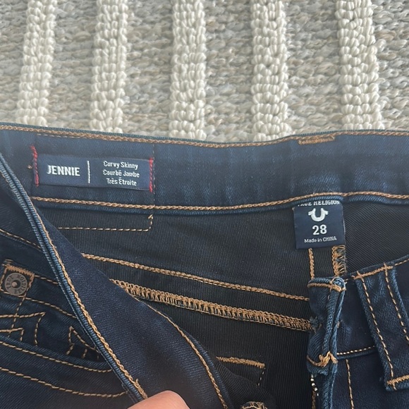 True Religion Black Skinny Jeans Sleek Style - Picture 3 of 4